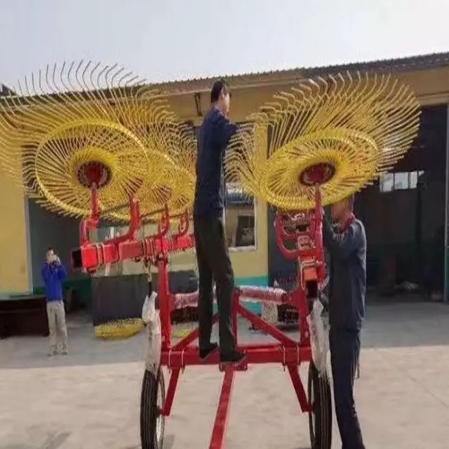 高粱秸秆搂草趴 全自动牵引式恩腾搂草机ET 8 农田适用秸秆收集农机